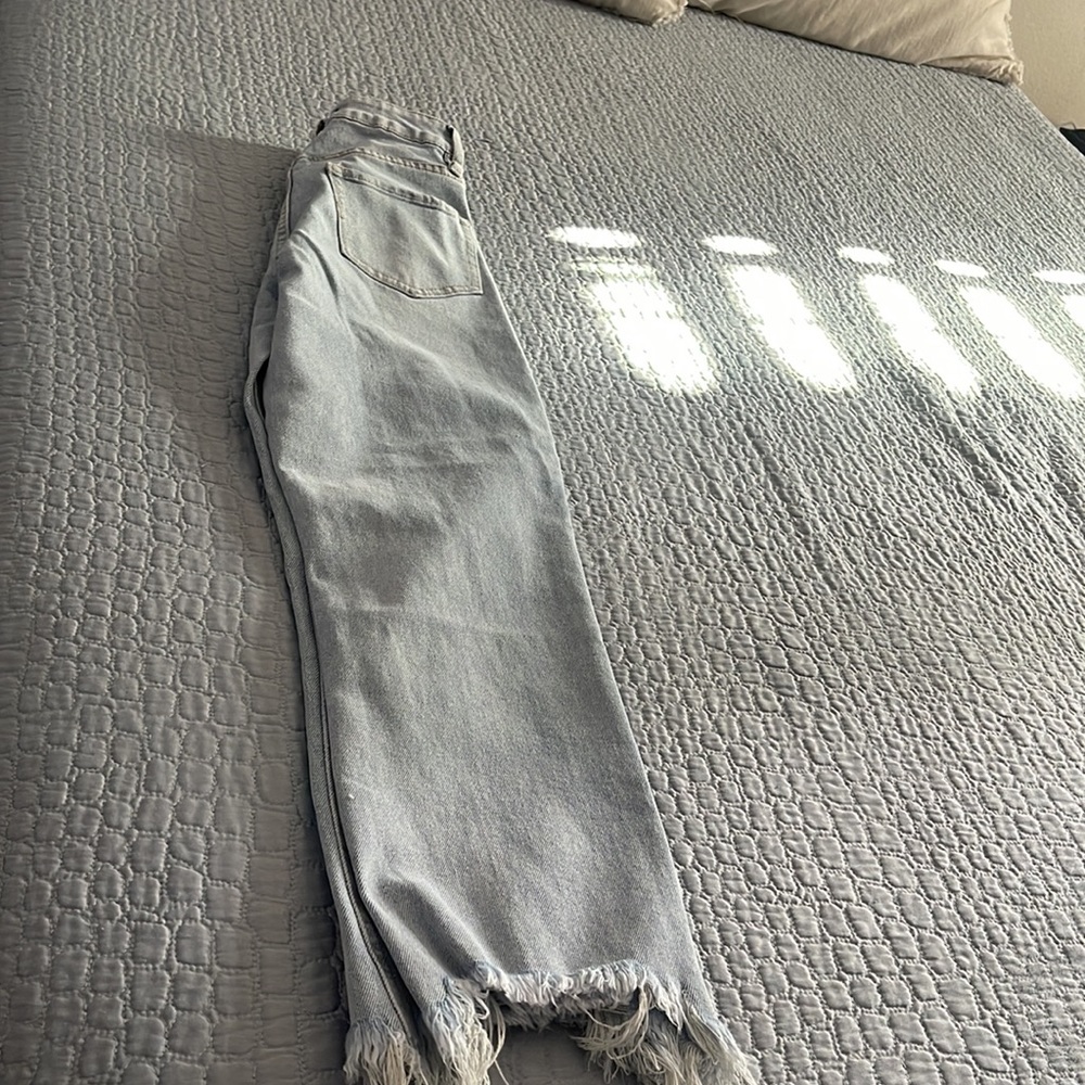 Denim - Picture 5 of 5